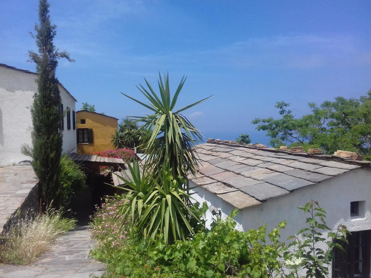 Ikarian Centre - Accommodation & Mountain Hiking إفديلوس المظهر الخارجي الصورة