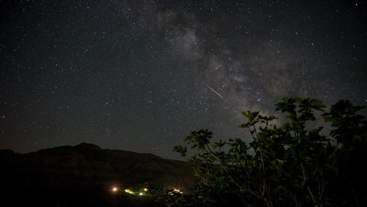 Ikarian Centre - Accommodation & Mountain Hiking إفديلوس المظهر الخارجي الصورة